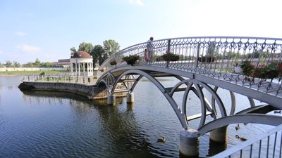 Парки, набережна і скеля: що відвідати у Кременчуці на Полтавщині Парки, набережна і скеля: що відвідати у Кременчуці на Полтавщині