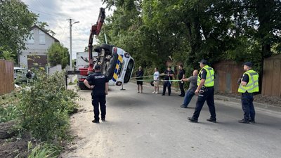 У Полтаві перекинулось патрульна машина поліції У Полтаві перекинулось патрульна машина поліції