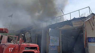 Наслідки обстрілу пожежної частини на Запоріжжі, Запорізька область, 10.07.2024