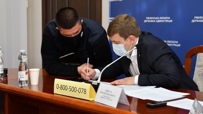 У селі на Рівненщини обмежили пересування через спалах COVID-19 У селі на Рівненщини обмежили пересування через спалах COVID-19