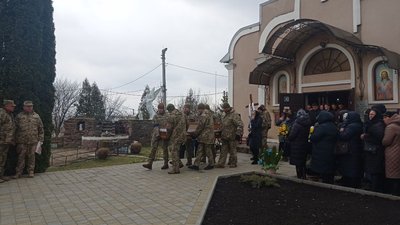 У Тернополі попрощалися з військовим Володимиром Баб’яком