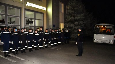 Рятувальники з Кіровоградщини долучились до гасіння пожежі в Чорнобильській зоні Рятувальники з Кіровоградщини долучились до гасіння пожежі в Чорнобильській зоні