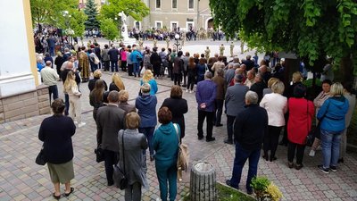 На Тернопільщині попрощалися ще з трьома військовослужбовцями На Тернопільщині попрощалися ще з трьома військовослужбовцями