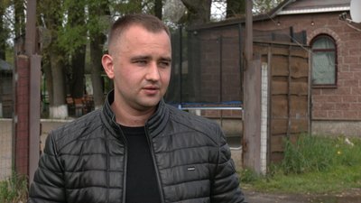 У Рівному демонтують незаконну зовнішню рекламу. Як це відбувається У Рівному демонтують незаконну зовнішню рекламу. Як це відбувається