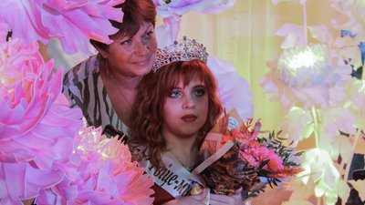 У Черкасах відбувся конкурс краси серед дівчат з інвалідністю (фоторепортаж) У Черкасах відбувся конкурс краси серед дівчат з інвалідністю (фоторепортаж)