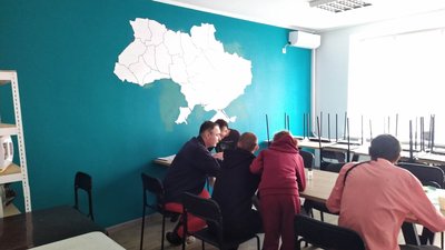 "Тут добрі умови". У Львові облаштували новий шелтер для переселенців