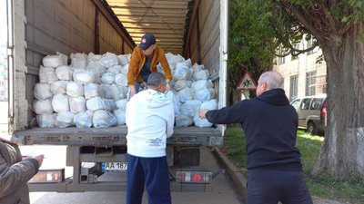 Понад 131 тисяча проднаборів за місяць: підсумки видачі продуктових пакунків на Полтавщині Понад 131 тисяча проднаборів за місяць: підсумки видачі продуктових пакунків на Полтавщині