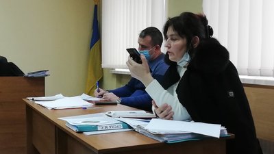 В полтавському суді розглядають справу щодо стрілянини біля кафе "Ботанік". Текстова трансляція В полтавському суді розглядають справу щодо стрілянини біля кафе "Ботанік". Текстова трансляція