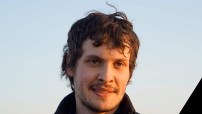 Стало відомо про загибель двох бійців з Дніпропетровщини: Руслана Мараховського та Станіслава Цейзера Стало відомо про загибель двох бійців з Дніпропетровщини: Руслана Мараховського та Станіслава Цейзера