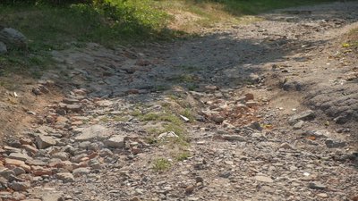 Вінничани просять відремонтувати дорогу у приватному секторі Вінничани просять відремонтувати дорогу у приватному секторі