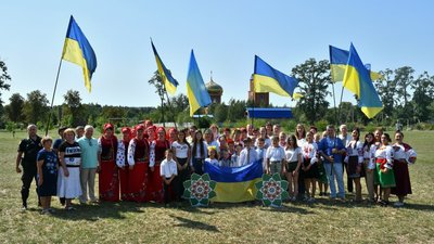 На Кіровоградщині відкрили пам’ятний знак, присвячений військовим На Кіровоградщині відкрили пам’ятний знак, присвячений військовим