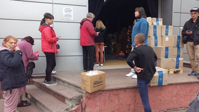 У Полтавській громаді збільшили продуктові набори для переселенців У Полтавській громаді збільшили продуктові набори для переселенців