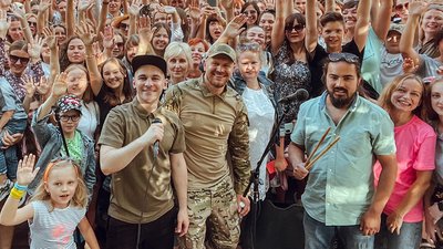 Музикант та волонтер з Луцька вступив до лав Нацгвардії Музикант та волонтер з Луцька вступив до лав Нацгвардії