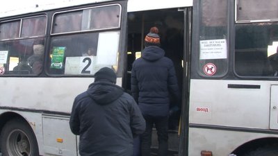 У місті на Черкащині проїзд у маршрутках здорожчав до 10 гривень У місті на Черкащині проїзд у маршрутках здорожчав до 10 гривень