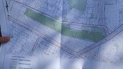 У мікрорайоні Полтави вирубують ліс У мікрорайоні Полтави вирубують ліс