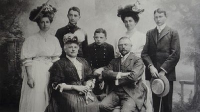 Родина Розумовських: кар’єра – запорука успіху