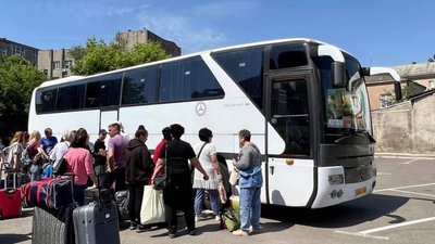У Миколаєві триває добровільна евакуація людей