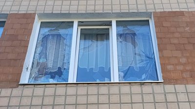 Пошкоджений дитсадок у Чернігові внаслідок атаки РФ по місту увечері 21 серпня 2026 року