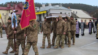 Похоронна процесія за Анатолієм Морозюком Похоронна процесія за Анатолієм Морозюком