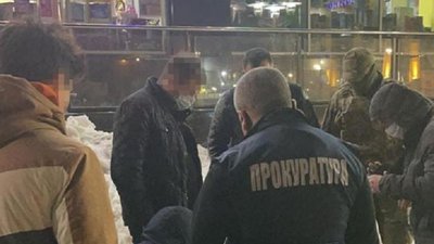 Чиновника Львівської ОДА затримали на хабарі Чиновника Львівської ОДА затримали на хабарі