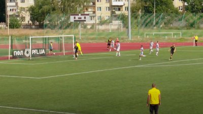 ФК "Чернігів-ШВСМ" на останніх хвилинах матчу поступився ФК "Кремінь" ФК "Чернігів-ШВСМ" на останніх хвилинах матчу поступився ФК "Кремінь"