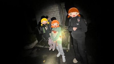 Вирішили пішки дійти до Нікополя. У Дніпрі патрульні виявили на вулиці трьох дівчат під час комендантської години Вирішили пішки дійти до Нікополя. У Дніпрі патрульні виявили на вулиці трьох дівчат під час комендантської години