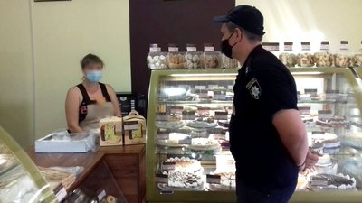 Майже 900 протоколів за порушення правил карантину склали поліцейські Херсонщини