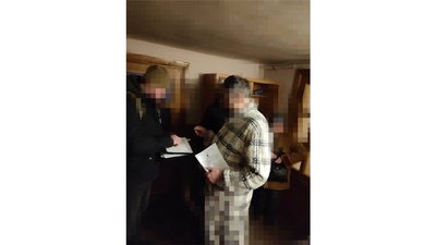 Виправдовував збройну агресію військових РФ. Жителю Бучі повідомили про підозру — прокуратура