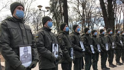 В Івано-Франківську вшанували загиблих воїнів-афганців В Івано-Франківську вшанували загиблих воїнів-афганців