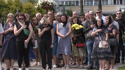 У Луцьку попрощалися з 39-річним бійцем Олексієм Ходирєвим У Луцьку попрощалися з 39-річним бійцем Олексієм Ходирєвим