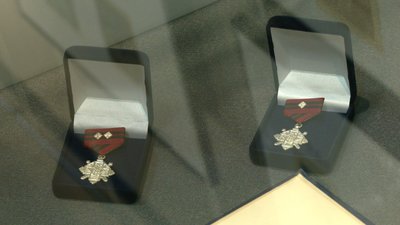 У Рівному експонують повстанські нагороди за ескізами Ніла Хасевича У Рівному експонують повстанські нагороди за ескізами Ніла Хасевича