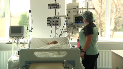 У Житомирській обласній лікарні протягом тижня оперуватиме пацієнтів хірург-травматолог із США