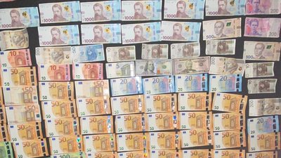 На Івано-Франківщині викрили схему виїзду військовозобов’язаних за кордон — СБУ На Івано-Франківщині викрили схему виїзду військовозобов’язаних за кордон — СБУ