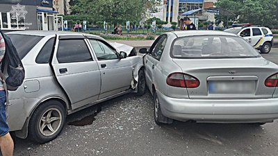 Внаслідок аварії у Сумах травмувалися чотири людини — їх доправили до лікарні