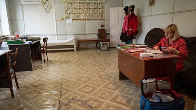 «Ми все відбудуємо, аби тільки росіян вигнати звідусіль». Як живе звільнена від окупантів Любимівка на Херсонщині «Ми все відбудуємо, аби тільки росіян вигнати звідусіль». Як живе звільнена від окупантів Любимівка на Херсонщині