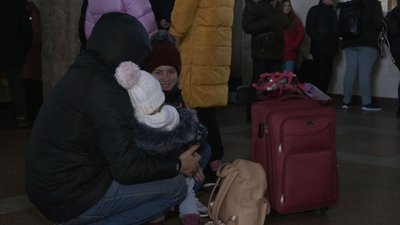 "Куди їдемо – не знаю": із Черкащини курсує евакуаційний потяг "Куди їдемо – не знаю": із Черкащини курсує евакуаційний потяг