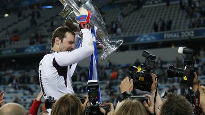41-річний Петр Чех перейшов до команди хокейної Ліги чемпіонів 41-річний Петр Чех перейшов до команди хокейної Ліги чемпіонів