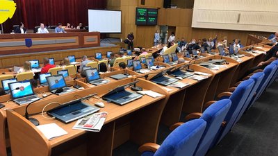 Шість депутаток Запорізької обласної ради утворили нову депутатську групу