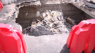 Знайшли причину провалля на вулиці Перемоги у Житомирі Знайшли причину провалля на вулиці Перемоги у Житомирі