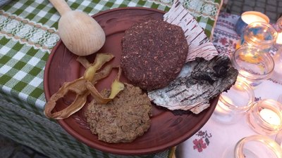 У Дніпрі вшанували пам'ять загиблих під час Голодоморів У Дніпрі вшанували пам'ять загиблих під час Голодоморів