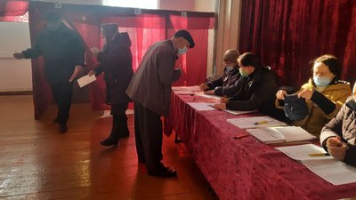 Позачергові вибори на Вінниччині: у Липовці обирають міського голову Позачергові вибори на Вінниччині: у Липовці обирають міського голову
