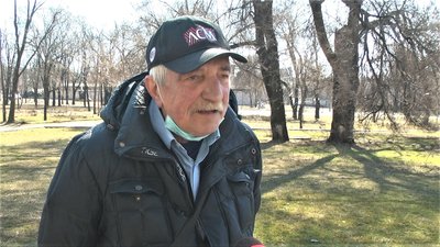 Пенсіонер, який евакуювався до Запоріжжя з Авдіївки, розповів, як туди знову повернулася війна