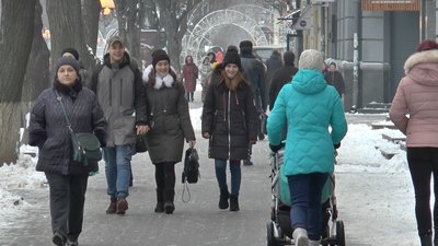 Із 16 січня на Полтавщині працівники сфери обслуговування мають говорити українською Із 16 січня на Полтавщині працівники сфери обслуговування мають говорити українською