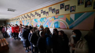 У тернопільській школі провели тренувальну евакуацію У тернопільській школі провели тренувальну евакуацію