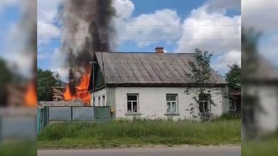 Атака на Семенівку 10 червня 2026 року: горіла будівля, пошкоджений автомобіль