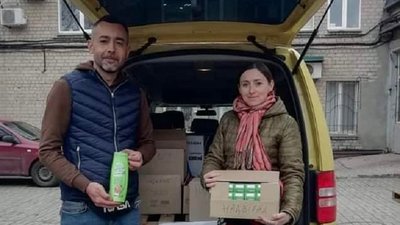 "Я навчилася бути сміливою". Як прикарпатка Світлана Гаєвська допомагає маріупольцям "Я навчилася бути сміливою". Як прикарпатка Світлана Гаєвська допомагає маріупольцям