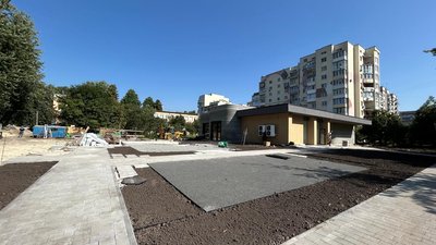 3D-школа на вулиці Варшавській у Львові