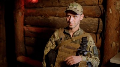 Зв’язківець Максим Льодовий. Чернігівщина. Липень 2023 рік. Зв’язківець Максим Льодовий. Чернігівщина. Липень 2023 рік.