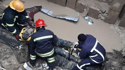 Стан важкий: чоловік, який впав у котлован у Луцьку, - в реанімації Стан важкий: чоловік, який впав у котлован у Луцьку, - в реанімації