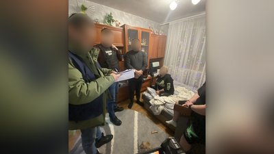На Сумщині двох сестер судитимуть за сутенерство На Сумщині двох сестер судитимуть за сутенерство